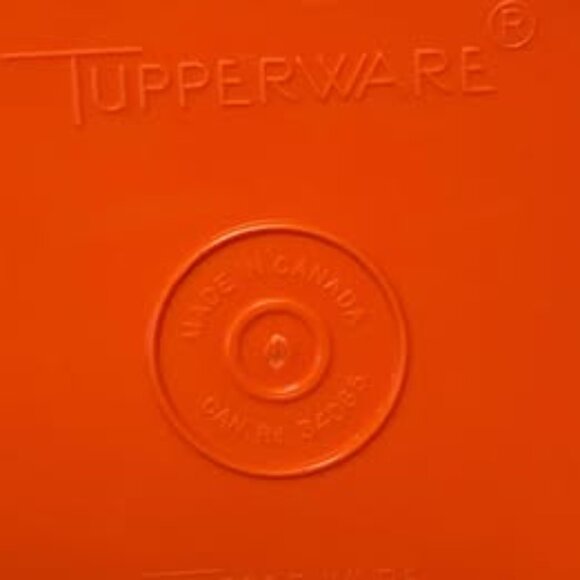 Vintage Set of 2 Tupperware Servalier Canister Containers Harvest Orange - Picture 5 of 9